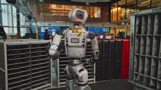 波士顿动力 Atlas 机器人的华丽转身