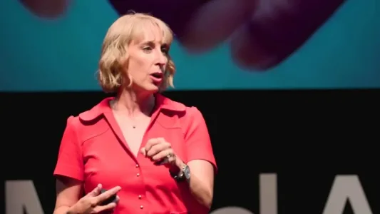 Ted 演讲：AI 是否真的会取代人类