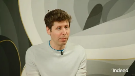 奥特曼访谈：AI 如何重塑我们的工作方式和创造过程