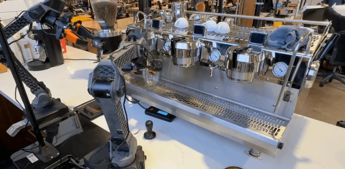 Physical Intelligence 推出新型机器人大脑，可完成从未学习过的任务