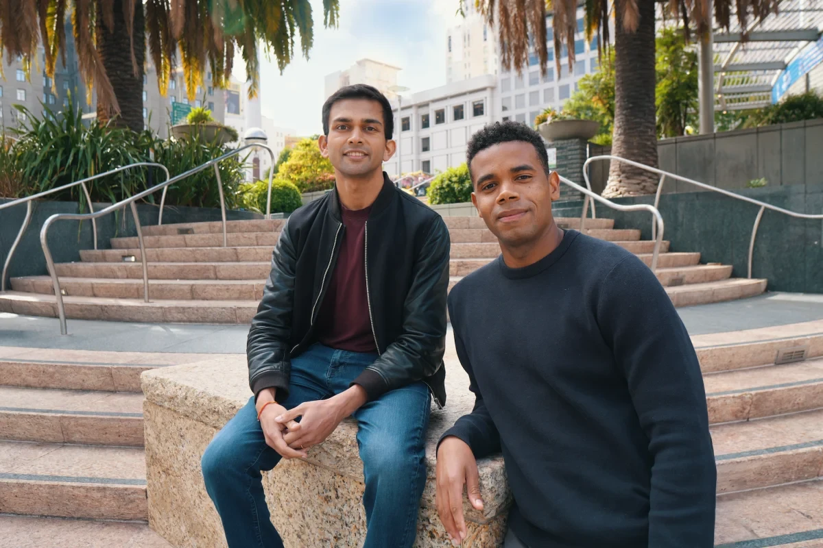 Anything 应用两次被 App Store 下架后如何重建