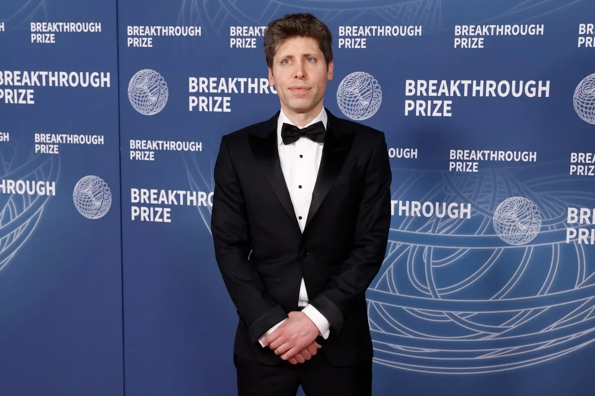 Sam Altman 炮轰 Anthropic 的 Mythos 模型是“恐惧营销”
